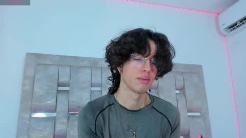 Snapshot of manu_vera8 chatting on October 11, 8:51 pm Manuel online show from October 11, 8:51 pm