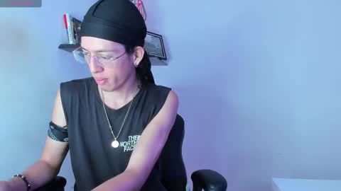 Snapshot of manu_vera8 chatting on October 13, 4:07 pm Manuel online show from October 13, 4:07 pm