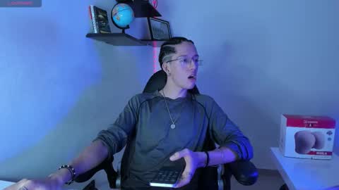 Snapshot of manu_vera8 chatting on November 9, 1:48 am Manuel online show from November 9, 1:48 am