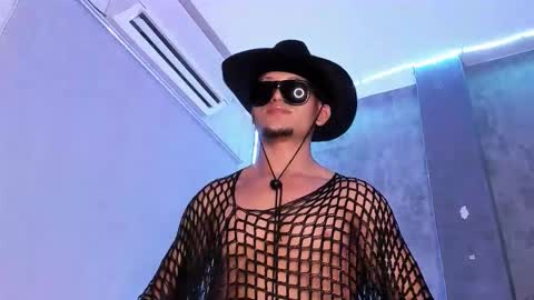 Manuel online show from February 6, 3:33 am