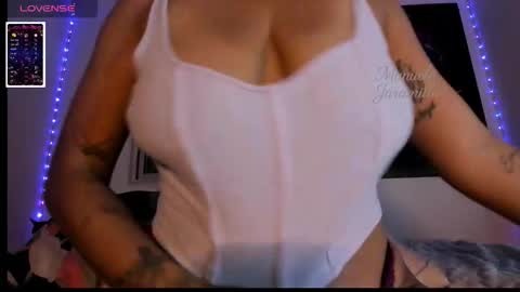 manuela_jaramillo online show from February 12, 8:09 am