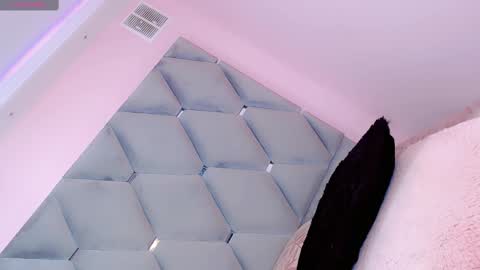 Manuela Kingsley online show from December 27, 5:26 pm