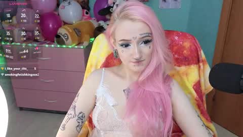 Manuela online show from December 21, 8:49 pm