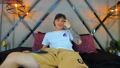 Manuel online show from March 12, 5:57 am