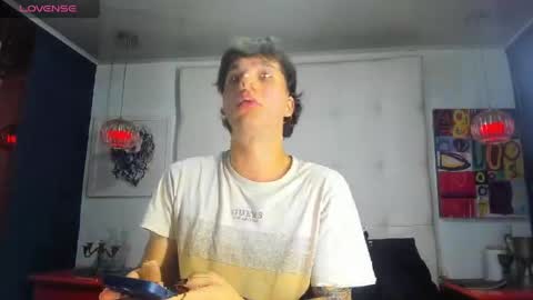 Manuel online show from April 14, 4:51 am