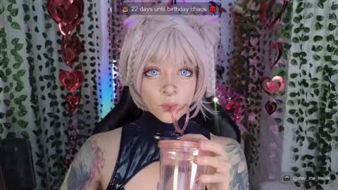 Snapshot of mao_me_meow chatting on May 20, 8:09 am Sasha online show from May 20, 8:09 am