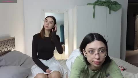 mar7gan online show from December 1, 5:56 am