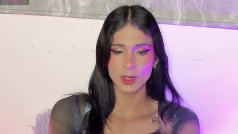 Snapshot of mara_friendboy chatting on January 22, 7:56 pm Mara online show from January 22, 7:56 pm