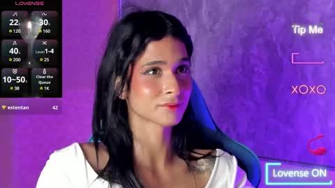 Snapshot of mara_friendboy chatting on February 6, 11:04 pm Mara online show from February 6, 11:04 pm