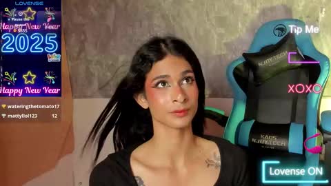 Snapshot of mara_friendboy chatting on February 9, 12:17 am Mara online show from February 9, 12:17 am