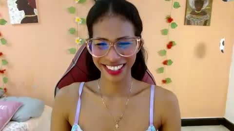 Snapshot of mara_summer chatting on June 26, 1:15 pm Mara 3 online show from June 26, 1:15 pm