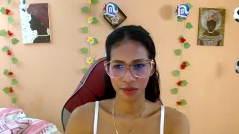 Snapshot of mara_summer chatting on July 16, 1:28 pm Mara 3 online show from July 16, 1:28 pm