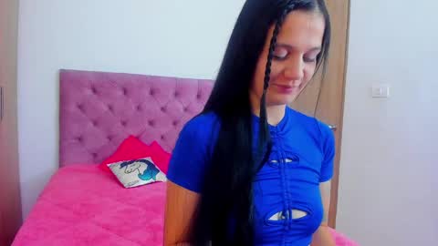 Mara hanson  online show from September 18, 12:18 pm