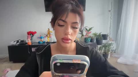 Marakuia online show from March 15, 8:53 am