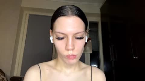 Elizaveta online show from September 24, 8:45 pm
