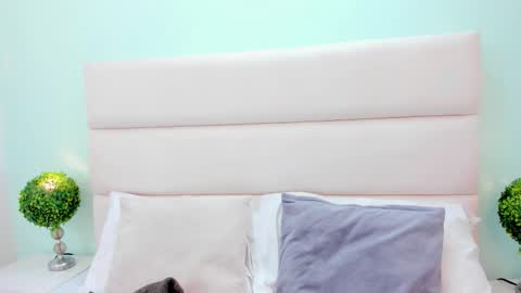 Maray Lous  online show from February 20, 7:58 pm