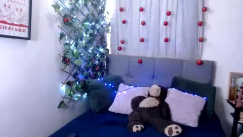 Snapshot of marce_bunny chatting on December 26, 2:37 pm Marcela online show from December 26, 2:37 pm