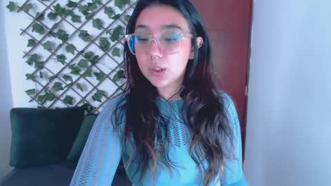 Snapshot of marce_bunny chatting on September 29, 4:01 pm Marcela online show from September 29, 4:01 pm