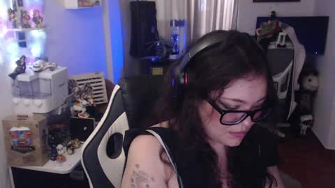 marcela2101s online show from May 19, 8:15 pm