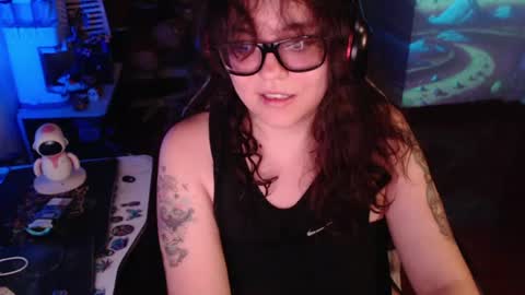 Snapshot of marcela2101s chatting on June 14, 2:24 am marcela2101s online show from June 14, 2:24 am
