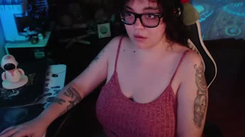 Snapshot of marcela2101s chatting on June 19, 2:05 am marcela2101s online show from June 19, 2:05 am