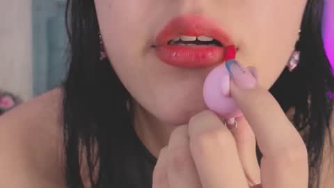 Marcela online show from November 18, 8:35 pm