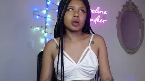 Snapshot of marceline_abadeer00 chatting on December 25, 5:26 am Michell Dayan online show from December 25, 5:26 am