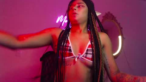 Snapshot of marceline_abadeer00 chatting on January 14, 9:41 pm Michell Dayan online show from January 14, 9:41 pm