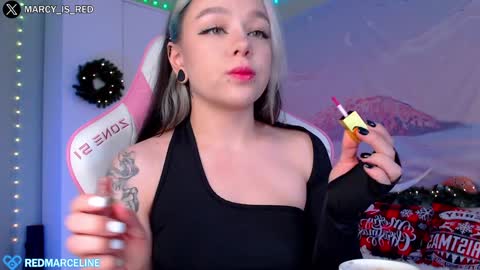Snapshot of marceline_red chatting on December 14, 7:51 am Lady Marceline online show from December 14, 7:51 am