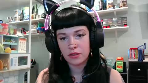 Snapshot of marcelinealtaria chatting on February 18, 5:42 am MarcelineAltaria online show from February 18, 5:42 am