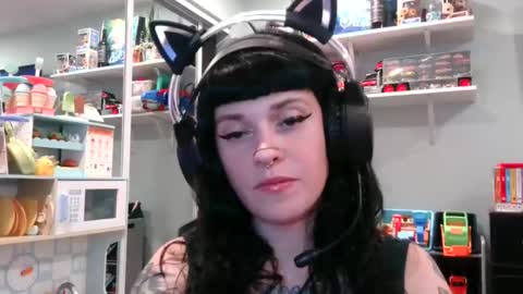 Snapshot of marcelinealtaria chatting on February 28, 4:21 am MarcelineAltaria online show from February 28, 4:21 am