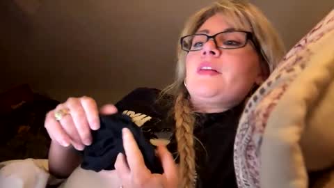 Snapshot of marciwallace chatting on November 9, 6:44 am Marci Wallace online show from November 9, 6:44 am