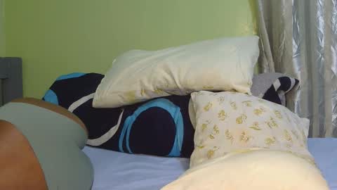 marclyne_cy online show from October 5, 5:44 pm