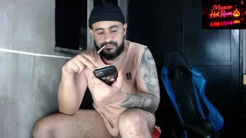 marco_aure online show from May 17, 1:03 am