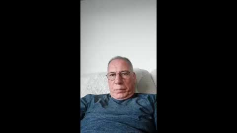 Snapshot of marcolindoone chatting on March 7, 10:12 am marcolindoone online show from March 7, 10:12 am