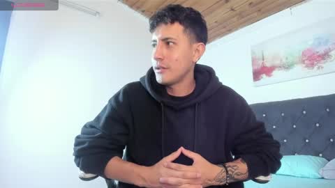 marcos_vieyra online show from June 8, 6:41 pm
