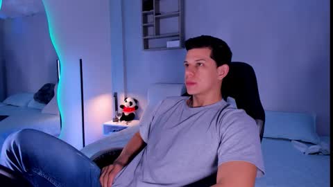 Marco Sullivan online show from November 28, 2:20 pm