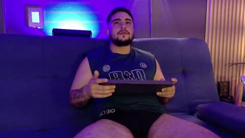 marcus_aress online show from May 13, 7:55 pm
