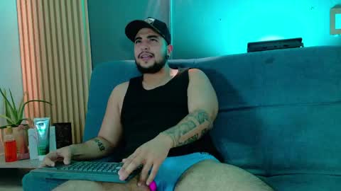 marcus_aress online show from May 21, 7:32 pm