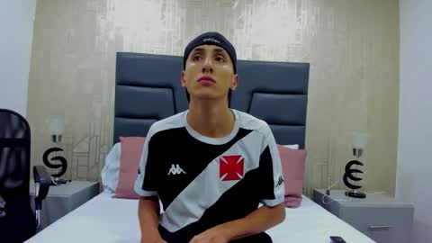 Snapshot of marcus_cartter chatting on February 4, 12:11 pm marcus_cartter online show from February 4, 12:11 pm