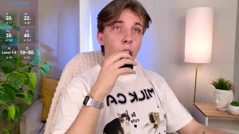 Snapshot of marcus_euphoria chatting on September 28, 1:27 pm Marcus online show from September 28, 1:27 pm