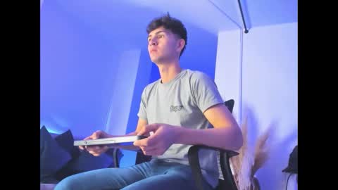 marcus_fire online show from February 9, 7:16 am