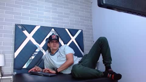 marcus hans online show from October 10, 12:26 pm