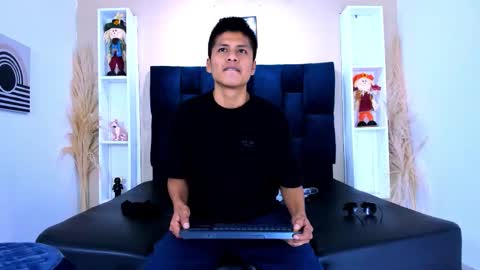 marcus hans online show from October 21, 12:06 pm