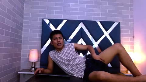 marcus hans online show from November 24, 8:08 pm