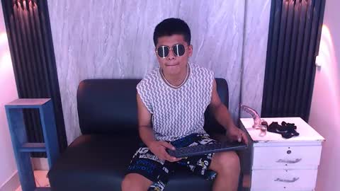 marcus hans online show from November 30, 3:16 pm