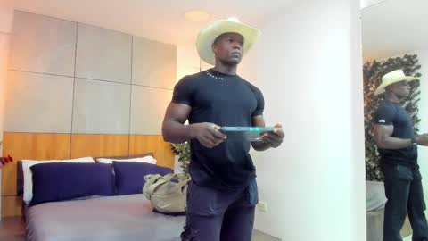 Marcusssss online show from March 31, 10:37 am