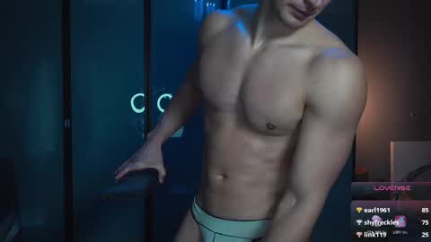 Marcus Diamond  online show from February 25, 4:31 pm