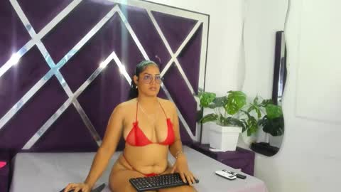 Snapshot of marcyasm chatting on February 8, 8:45 pm Marcy Gomez online show from February 8, 8:45 pm