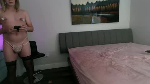 Snapshot of marcytappette chatting on October 19, 3:01 pm Marcy Tappette online show from October 19, 3:01 pm